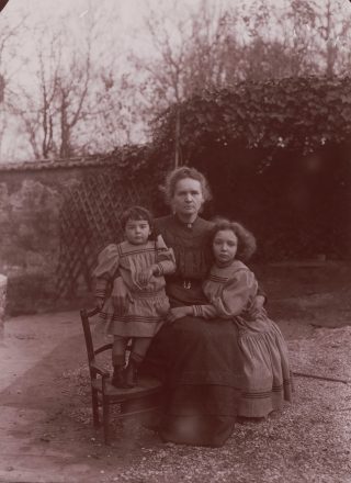 Marie avec Irène et Eve